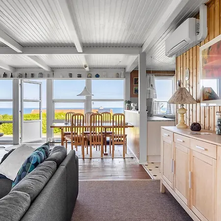 3 Bedroom Gorgeous In בית נופש *