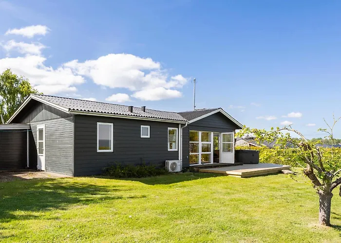 Holiday home 3 Bedroom Gorgeous In